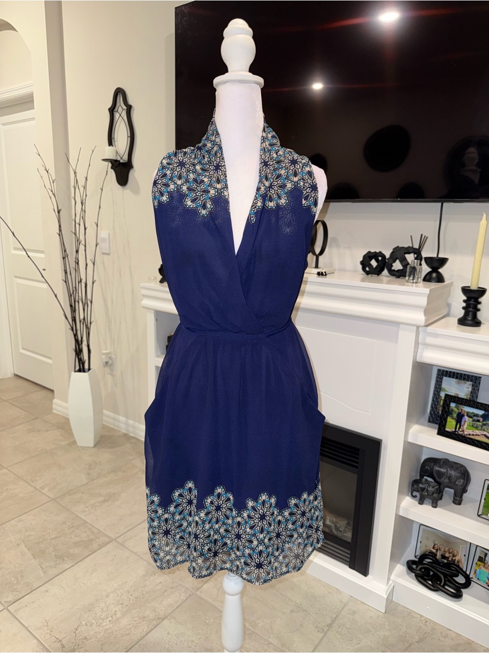 le chateau Navy Floral-Embroidered Sleeveless Wrap Dress Size M